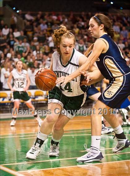 Thumbnail 2 in Archbishop Williams vs. Pentucket Regional (MIAA D3 Semifinal) photogallery.