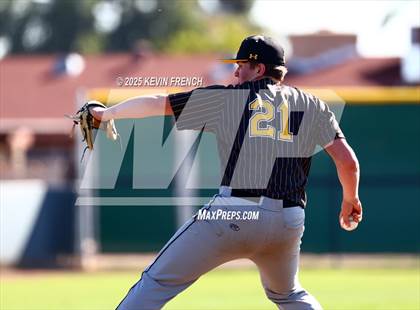 Thumbnail 3 in Galena vs. Ralston Valley (Coach Bob Invitational) photogallery.