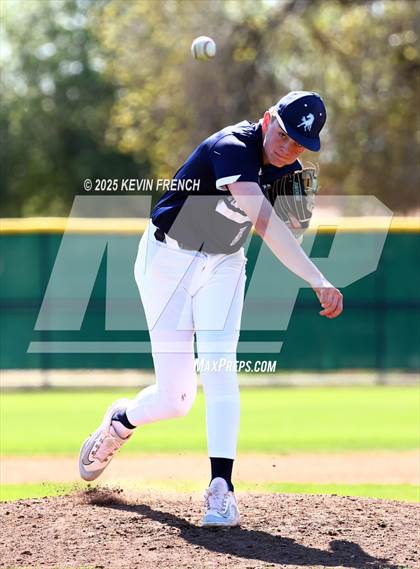Thumbnail 2 in Galena vs. Ralston Valley (Coach Bob Invitational) photogallery.