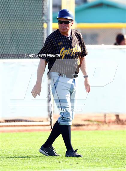 Thumbnail 1 in Galena vs. Ralston Valley (Coach Bob Invitational) photogallery.