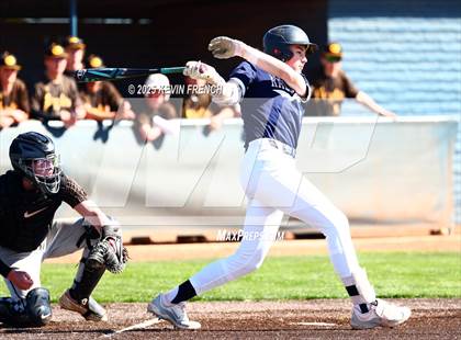 Thumbnail 2 in Galena vs. Ralston Valley (Coach Bob Invitational) photogallery.