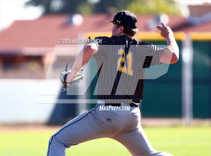 Thumbnail 2 in Galena vs. Ralston Valley (Coach Bob Invitational) photogallery.