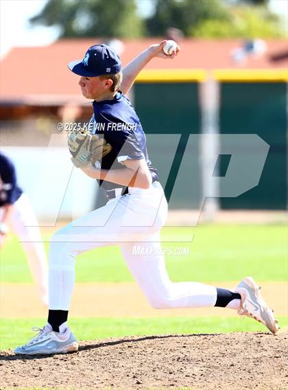 Thumbnail 3 in Galena vs. Ralston Valley (Coach Bob Invitational) photogallery.