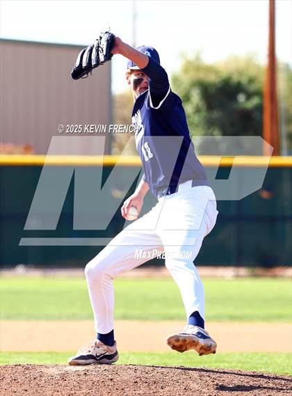 Thumbnail 3 in Galena vs. Ralston Valley (Coach Bob Invitational) photogallery.