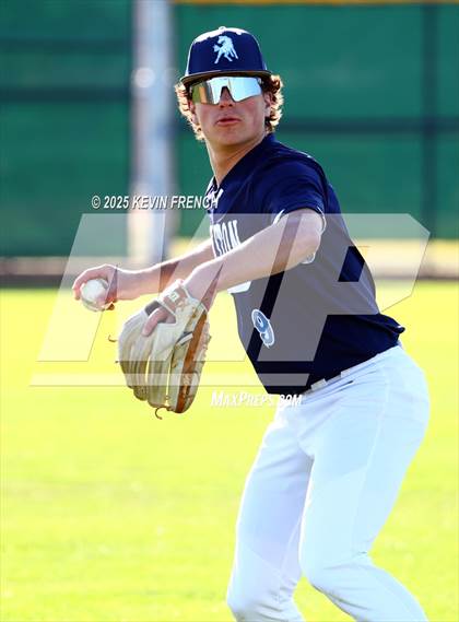 Thumbnail 2 in Galena vs. Ralston Valley (Coach Bob Invitational) photogallery.