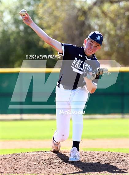 Thumbnail 1 in Galena vs. Ralston Valley (Coach Bob Invitational) photogallery.