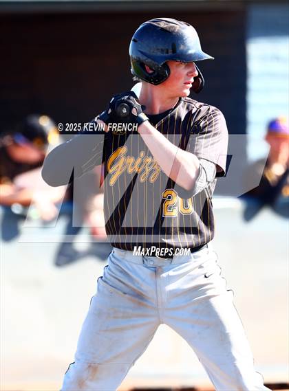 Thumbnail 2 in Galena vs. Ralston Valley (Coach Bob Invitational) photogallery.