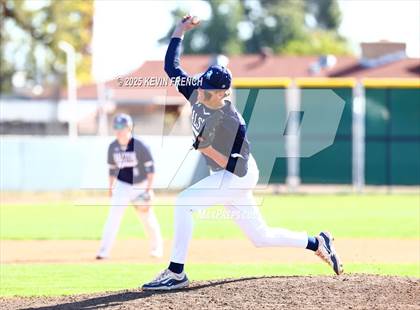 Thumbnail 1 in Galena vs. Ralston Valley (Coach Bob Invitational) photogallery.