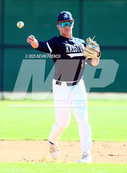 Thumbnail 3 in Galena vs. Ralston Valley (Coach Bob Invitational) photogallery.