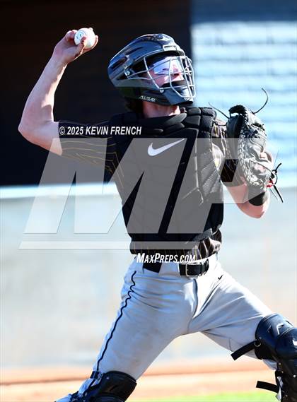 Thumbnail 2 in Galena vs. Ralston Valley (Coach Bob Invitational) photogallery.