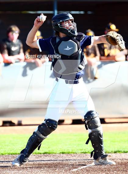 Thumbnail 1 in Galena vs. Ralston Valley (Coach Bob Invitational) photogallery.