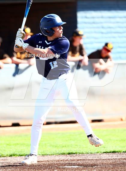 Thumbnail 2 in Galena vs. Ralston Valley (Coach Bob Invitational) photogallery.