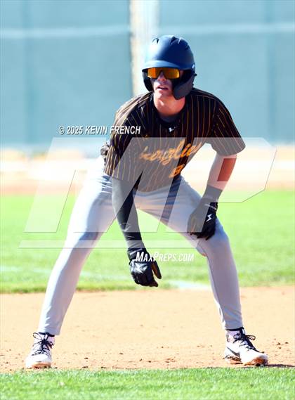 Thumbnail 3 in Galena vs. Ralston Valley (Coach Bob Invitational) photogallery.