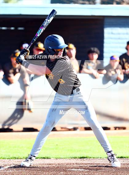 Thumbnail 3 in Galena vs. Ralston Valley (Coach Bob Invitational) photogallery.