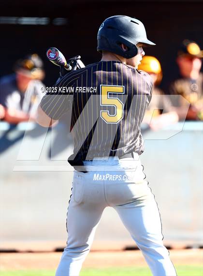 Thumbnail 2 in Galena vs. Ralston Valley (Coach Bob Invitational) photogallery.