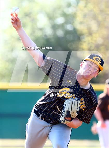 Thumbnail 2 in Galena vs. Ralston Valley (Coach Bob Invitational) photogallery.