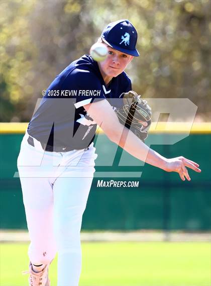 Thumbnail 2 in Galena vs. Ralston Valley (Coach Bob Invitational) photogallery.