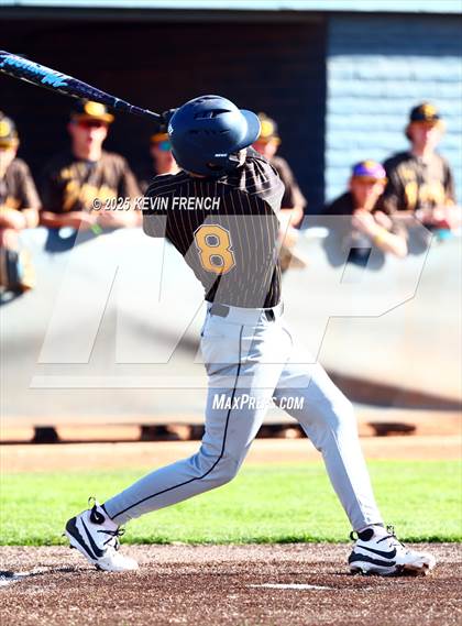 Thumbnail 3 in Galena vs. Ralston Valley (Coach Bob Invitational) photogallery.