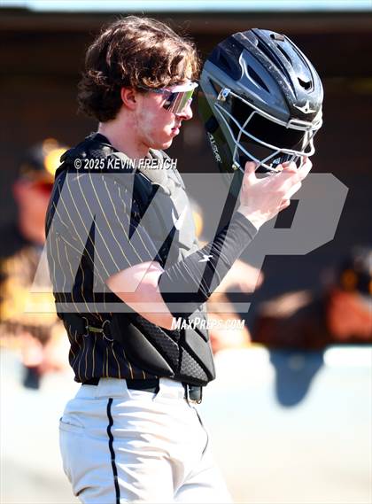 Thumbnail 3 in Galena vs. Ralston Valley (Coach Bob Invitational) photogallery.