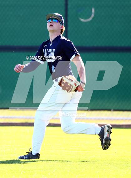 Thumbnail 1 in Galena vs. Ralston Valley (Coach Bob Invitational) photogallery.