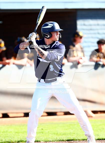 Thumbnail 3 in Galena vs. Ralston Valley (Coach Bob Invitational) photogallery.