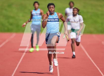 Thumbnail 1 in Houston ISD Relays (4x100M) photogallery.