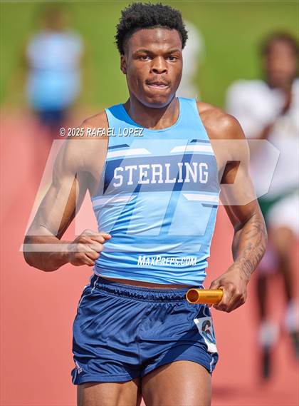 Thumbnail 1 in Houston ISD Relays (4x100M) photogallery.