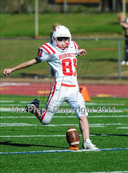 Thumbnail 2 in JV: Branford @ Guilford photogallery.