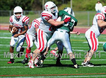 Thumbnail 2 in JV: Branford @ Guilford photogallery.