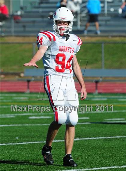 Thumbnail 2 in JV: Branford @ Guilford photogallery.