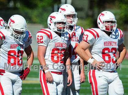 Thumbnail 2 in JV: Branford @ Guilford photogallery.