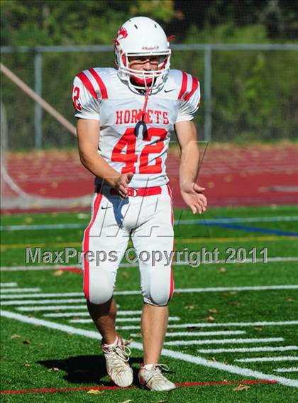 Thumbnail 2 in JV: Branford @ Guilford photogallery.