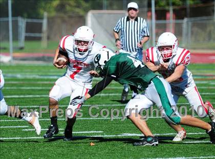 Thumbnail 2 in JV: Branford @ Guilford photogallery.