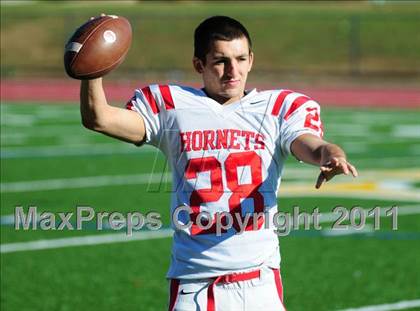 Thumbnail 2 in JV: Branford @ Guilford photogallery.