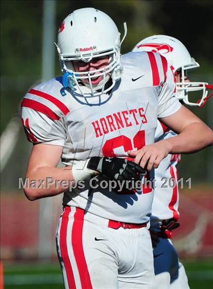 Thumbnail 1 in JV: Branford @ Guilford photogallery.