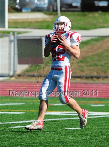 Thumbnail 1 in JV: Branford @ Guilford photogallery.
