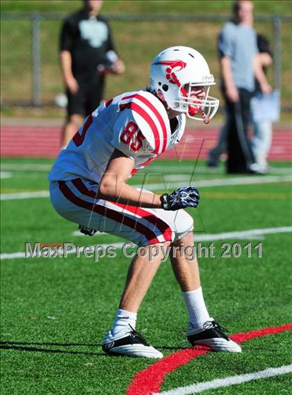 Thumbnail 2 in JV: Branford @ Guilford photogallery.