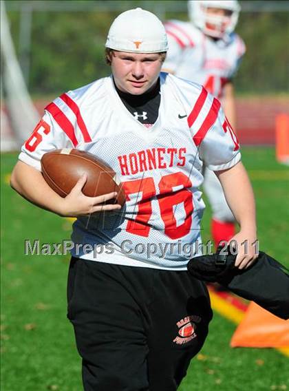 Thumbnail 2 in JV: Branford @ Guilford photogallery.