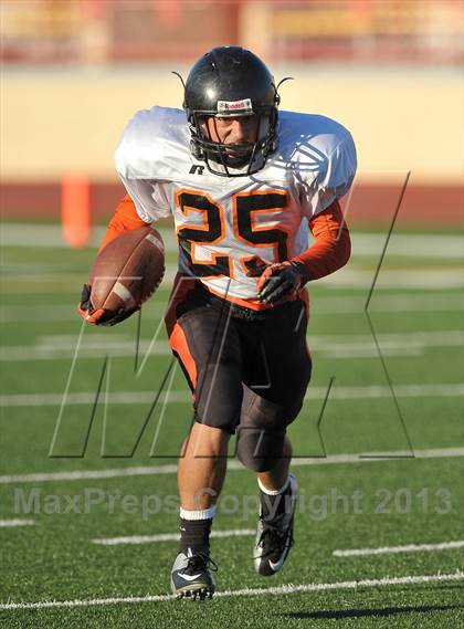Thumbnail 2 in JV: Selma @ McClatchy photogallery.