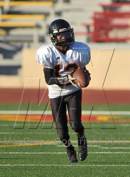 Thumbnail 2 in JV: Selma @ McClatchy photogallery.