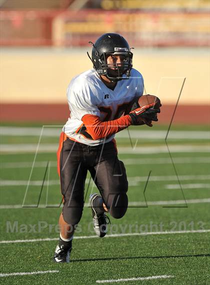 Thumbnail 1 in JV: Selma @ McClatchy photogallery.
