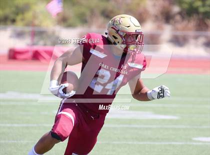 Thumbnail 2 in Eastside Catholic vs. Oaks Christian (Honor Bowl) photogallery.