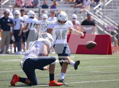 Thumbnail 2 in Eastside Catholic vs. Oaks Christian (Honor Bowl) photogallery.