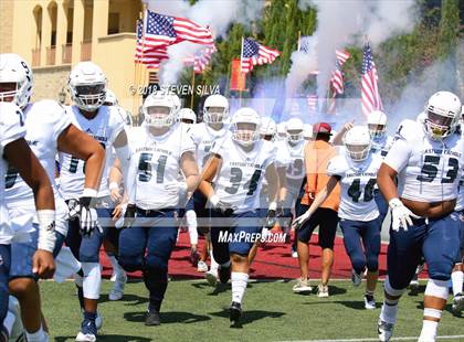 Thumbnail 3 in Eastside Catholic vs. Oaks Christian (Honor Bowl) photogallery.