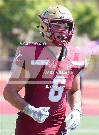Thumbnail 2 in Eastside Catholic vs. Oaks Christian (Honor Bowl) photogallery.