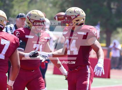 Thumbnail 3 in Eastside Catholic vs. Oaks Christian (Honor Bowl) photogallery.
