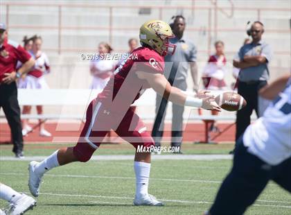 Thumbnail 1 in Eastside Catholic vs. Oaks Christian (Honor Bowl) photogallery.
