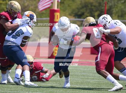 Thumbnail 3 in Eastside Catholic vs. Oaks Christian (Honor Bowl) photogallery.