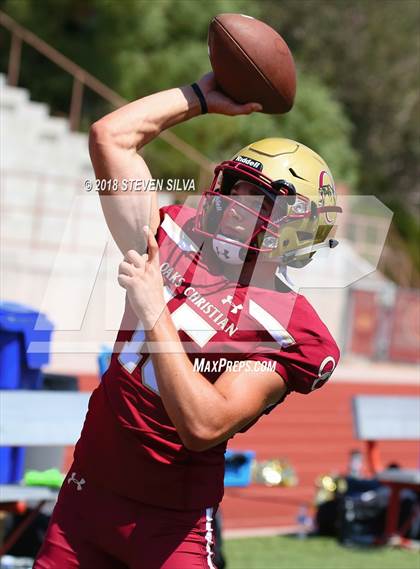 Thumbnail 3 in Eastside Catholic vs. Oaks Christian (Honor Bowl) photogallery.