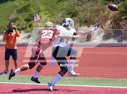 Thumbnail 2 in Eastside Catholic vs. Oaks Christian (Honor Bowl) photogallery.